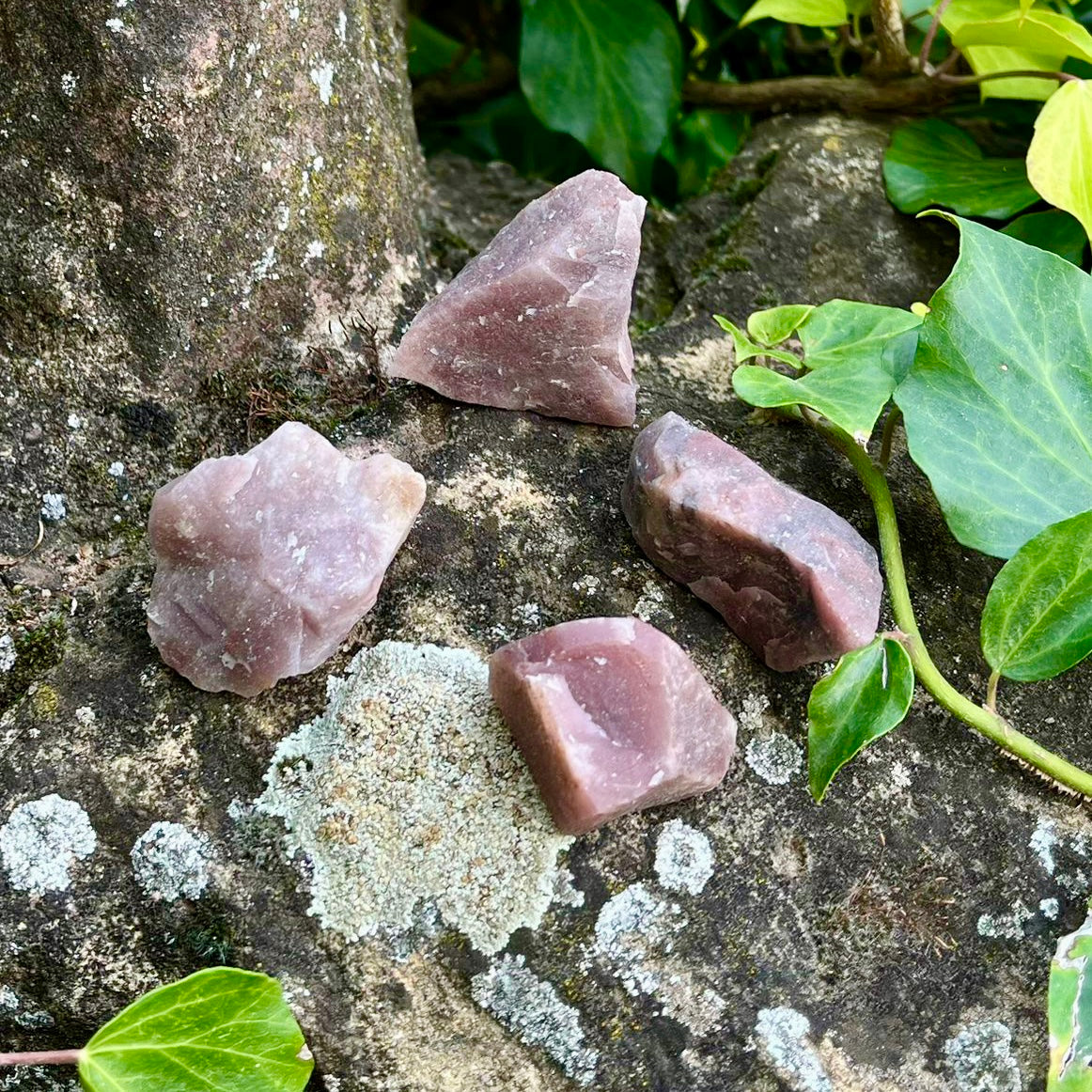 RED AVENTURINE rough stone