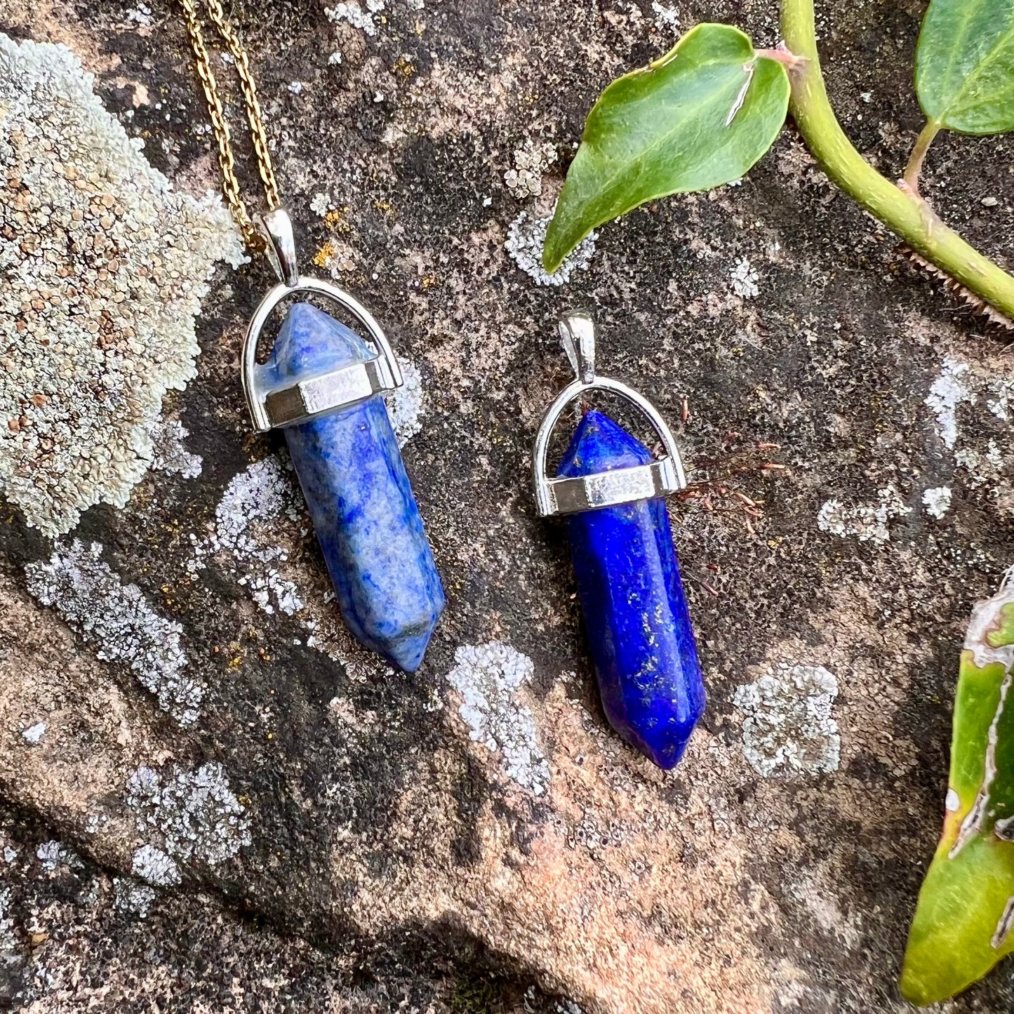 LAPISLAZULI pendant (dyed)