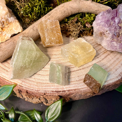 GREEN CALCITE rough stone