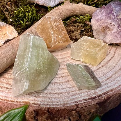 GREEN CALCITE rough stone